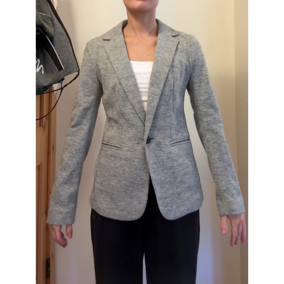 Vintage banana republic blazer size 0 (fits in between a 0-2, XS-S) - Picture 5 of 5